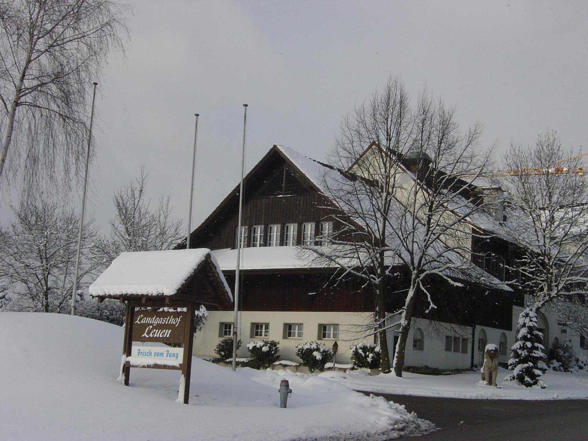 Hotel Landgasthof Leuen Waldegg bei Uitikon Zewnętrze zdjęcie