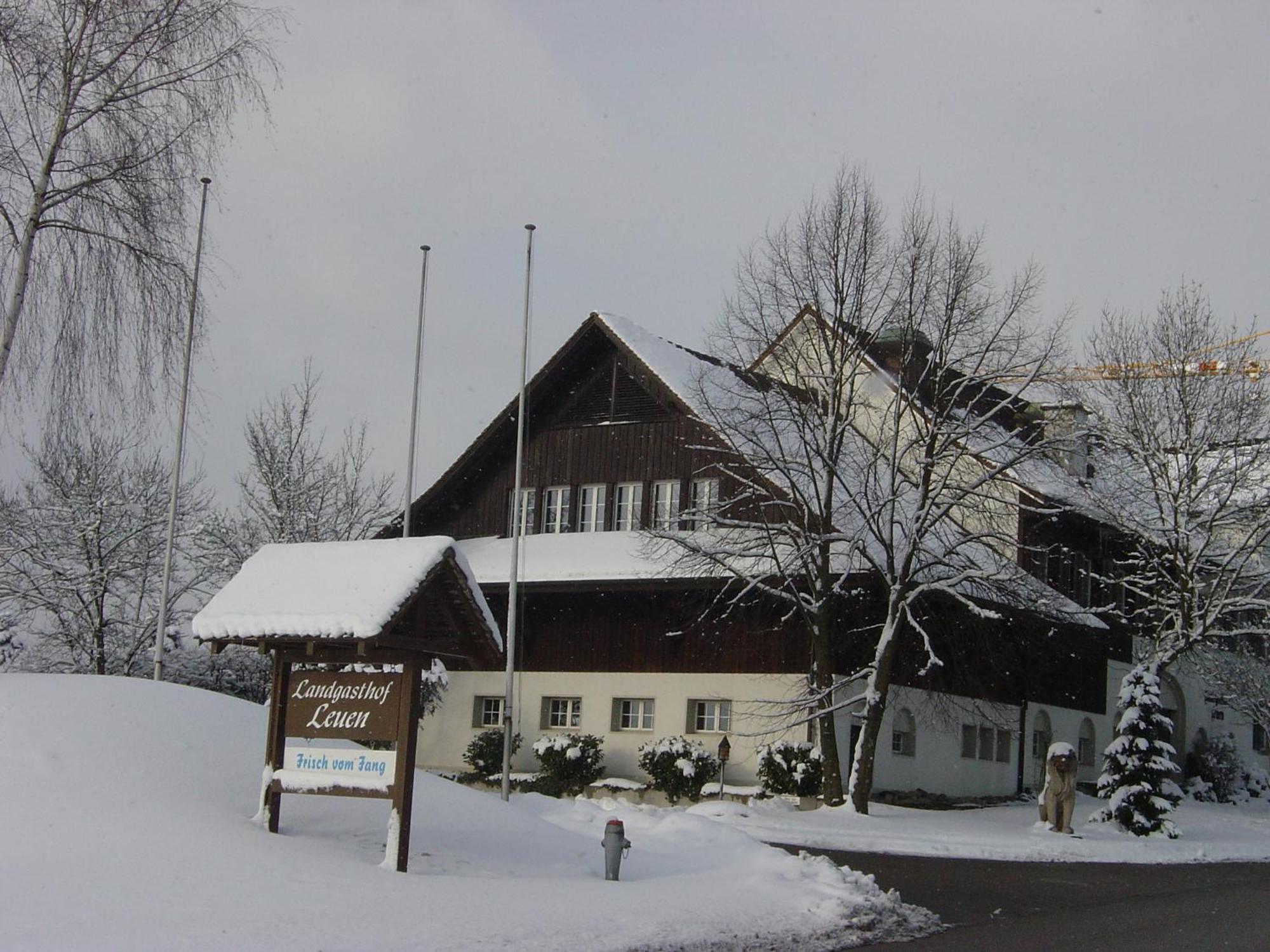Landgasthof Leuen Uitikon Zewnętrze zdjęcie